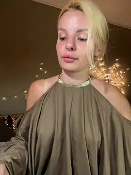 MissAnabel  online show from June 17, 2026, 6:53 pm