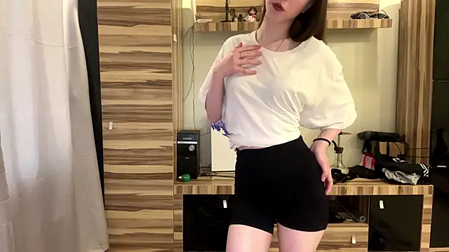 BonitaBright online show from May 20, 2026, 6:41 am