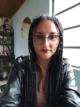 CAROLINA--04 online show from May 26, 2026, 3:08 pm