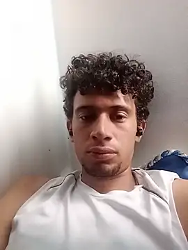 El CharlyX69X online show from June 15, 2026, 4:09 pm