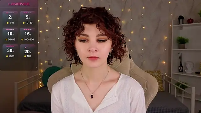 Kira  Fluffy online show from June 14, 2026, 12:08 am