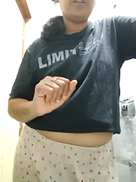 Snapshot of Radhika_rekha_kannada chatting on June 27, 2026, 5:18 pm Radhika rekha kannada online show from June 27, 2026, 5:18 pm