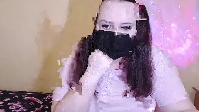 Snapshot of Lyuba_ chatting on May 16, 2026, 3:22 pm Lyuba online show from May 16, 2026, 3:22 pm