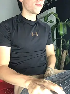 Snapshot of Salvatore_angelo chatting on May 23, 2026, 5:01 am Salvatore angelo online show from May 23, 2026, 5:01 am