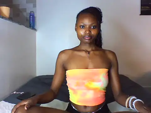 Snapshot of Lanita_Lata chatting on May 18, 2026, 7:41 pm Lanita Lata online show from May 18, 2026, 7:41 pm