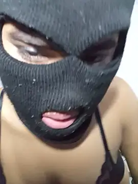 firegirl911  online show from May 27, 2026, 12:18 am