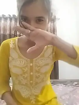Snapshot of Yoga_Session chatting on July 4, 2026, 5:19 pm Yoga Session online show from July 4, 2026, 5:19 pm