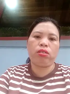 -Yeyi- online show from June 8, 2026, 11:38 pm