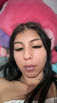 Snapshot of ariella_lovee chatting on May 22, 2026, 12:07 am ariella lovee online show from May 22, 2026, 12:07 am