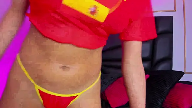 Dannae Lux online show from July 6, 2026, 8:33 pm