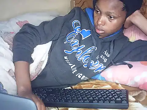 marycutie1 online show from May 20, 2026, 9:10 pm