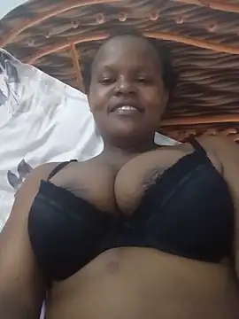 Snapshot of Lynnnasty chatting on May 23, 2026, 11:36 am Lynnnasty online show from May 23, 2026, 11:36 am
