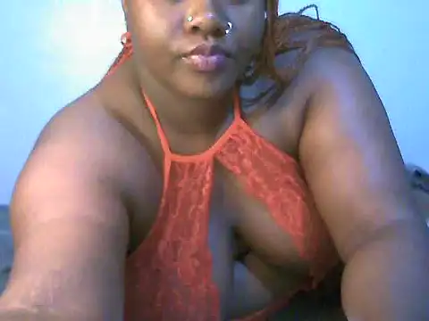 Snapshot of cumming-queen chatting on July 2, 2026, 5:24 am cumming-queen online show from July 2, 2026, 5:24 am
