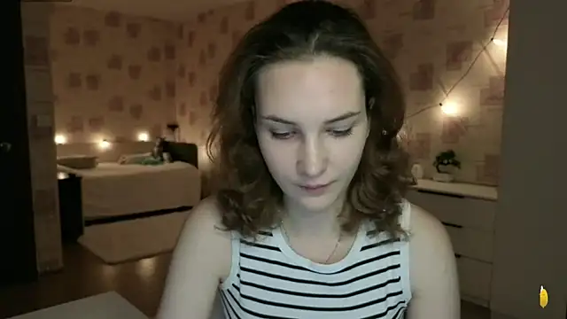 Snapshot of Megan_swiftss chatting on May 28, 2026, 5:43 pm Megan swiftss online show from May 28, 2026, 5:43 pm