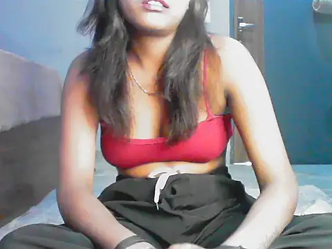 Snapshot of Diana_Penty chatting on May 18, 2026, 9:26 am Diana Penty online show from May 18, 2026, 9:26 am