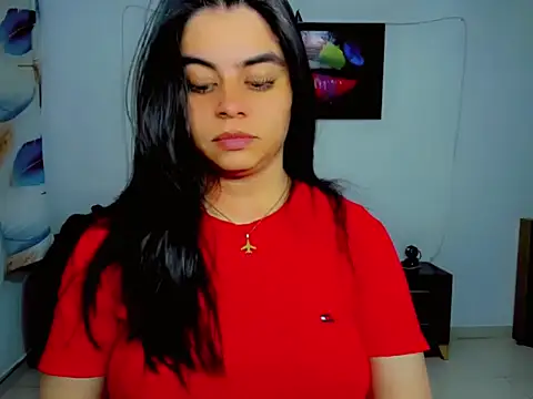 Maddi ivanova2026 online show from May 18, 2026, 12:18 am
