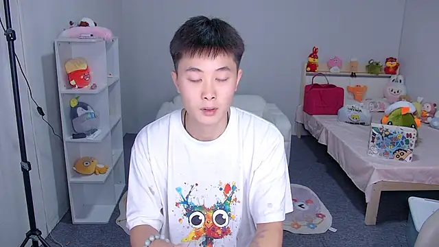 Chinese-Sweety online show from July 3, 2026, 11:05 am