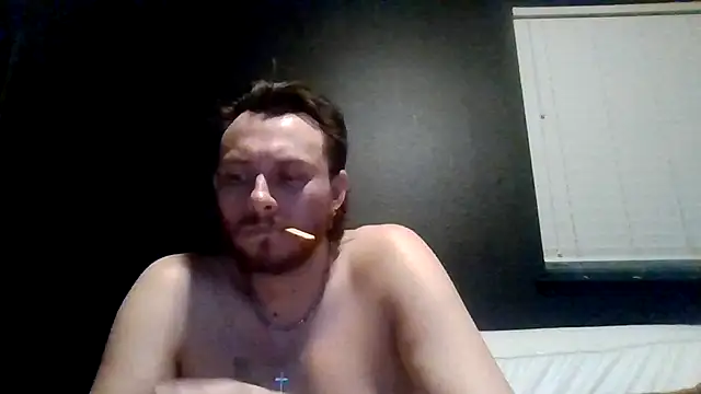 Snapshot of Tallhungcloudyyy chatting on June 15, 2026, 6:37 am Tallhungcloudyyy online show from June 15, 2026, 6:37 am