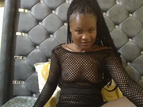 Snapshot of queenivy1 chatting on May 20, 2026, 1:50 pm queenivy1 online show from May 20, 2026, 1:50 pm