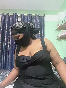 Snapshot of sexyDiva9 chatting on May 18, 2026, 8:36 pm sexyDiva9 online show from May 18, 2026, 8:36 pm