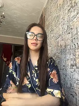 Snapshot of aloeeevera444 chatting on May 19, 2026, 11:05 am aloeeevera444 online show from May 19, 2026, 11:05 am