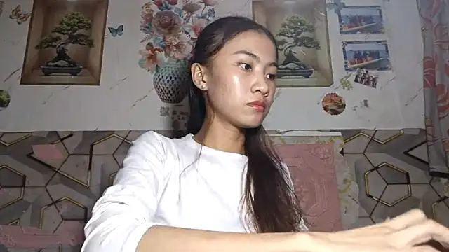 Snapshot of DeeannGunby chatting on May 31, 2026, 4:03 pm DeeannGunby online show from May 31, 2026, 4:03 pm