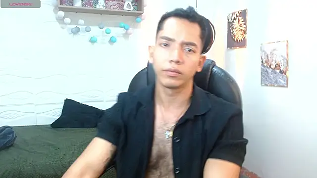 Snapshot of paul_cros chatting on June 4, 2026, 11:16 am paul cros online show from June 4, 2026, 11:16 am