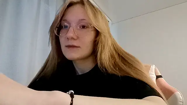 LauraTurber online show from May 26, 2026, 3:08 pm