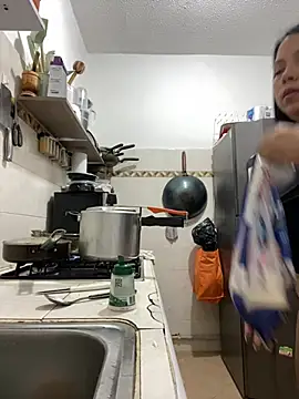 ISABELLA  LUNA online show from June 23, 2026, 1:36 am