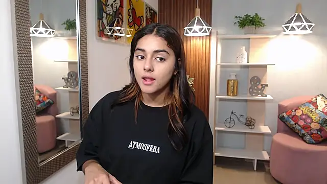 Snapshot of _Lucy_Grey_ chatting on June 12, 2026, 11:09 am Lucy Grey online show from June 12, 2026, 11:09 am
