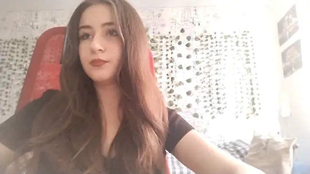 Pollykiss online show from July 9, 2026, 9:35 am