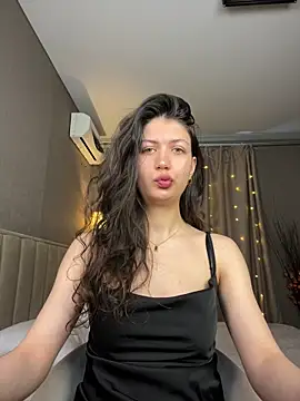 Snapshot of NoelPerfect chatting on May 22, 2026, 5:47 am NoelPerfect online show from May 22, 2026, 5:47 am