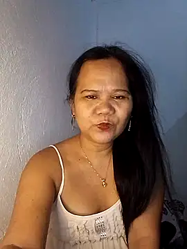 missLiLy07 online show from May 20, 2026, 12:11 pm