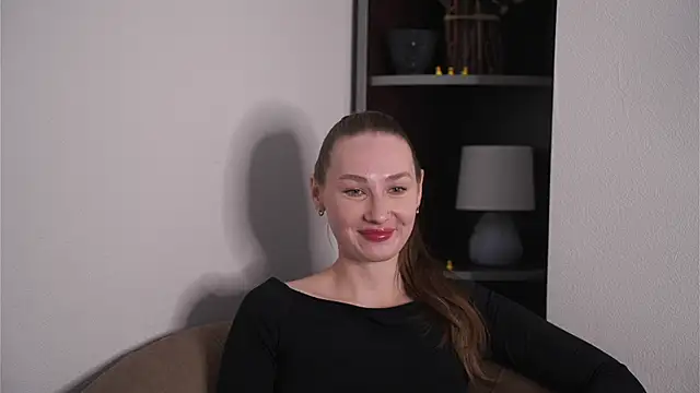 Snapshot of ShariMccallen chatting on May 22, 2026, 3:35 am ShariMccallen online show from May 22, 2026, 3:35 am