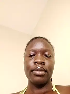 Snapshot of fine_apple22 chatting on May 22, 2026, 11:05 am fine apple22 online show from May 22, 2026, 11:05 am