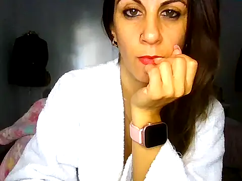 Snapshot of lujancita8 chatting on May 21, 2026, 12:01 pm lujancita8 online show from May 21, 2026, 12:01 pm