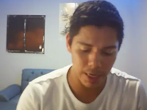 Snapshot of klars_mood1 chatting on May 26, 2026, 6:37 pm klars mood1 online show from May 26, 2026, 6:37 pm