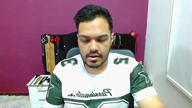 Snapshot of -AlejandroT- chatting on May 23, 2026, 3:45 am -AlejandroT- online show from May 23, 2026, 3:45 am