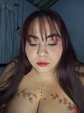 MiaBigBooty online show from June 3, 2026, 5:10 am