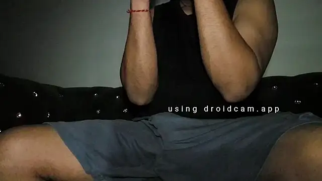 Snapshot of psexplr chatting on November 8, 2025, 8:07 pm psexplr online show from November 8, 2025, 8:07 pm