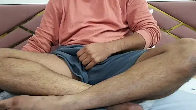 Snapshot of psexplr chatting on December 19, 2025, 10:00 am psexplr online show from December 19, 2025, 10:00 am