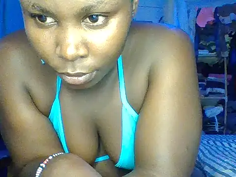 Snapshot of Chocolatesmiles chatting on May 24, 2026, 7:41 pm Chocolatesmiles online show from May 24, 2026, 7:41 pm