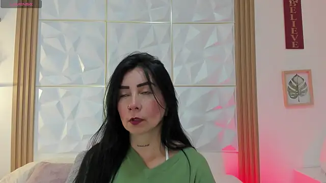 Snapshot of Anniee_333 chatting on June 26, 2026, 3:05 pm Anniee 333 online show from June 26, 2026, 3:05 pm