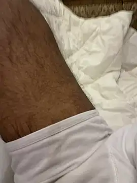 sexy man 22 online show from May 23, 2026, 5:28 pm