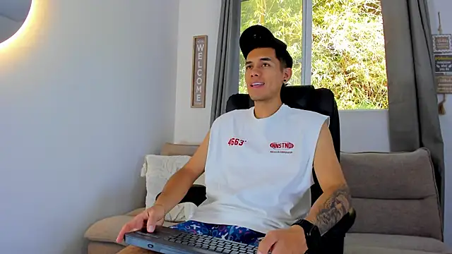 NickCopeer  online show from July 11, 2026, 1:25 pm