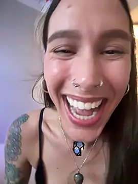 lil martian online show from January 16, 2025, 1:14 pm