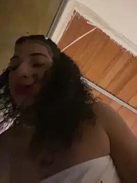 Miily 0 online show from May 28, 2026, 1:14 am