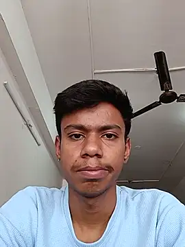 Snapshot of twinkissh chatting on May 25, 2026, 7:58 am twinkissh online show from May 25, 2026, 7:58 am
