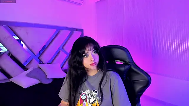 Elena Tylor online show from July 13, 2026, 1:08 am