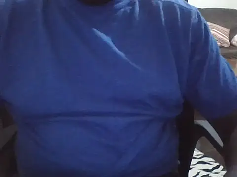 Snapshot of Loverboy774 chatting on May 22, 2026, 8:14 pm Loverboy774 online show from May 22, 2026, 8:14 pm